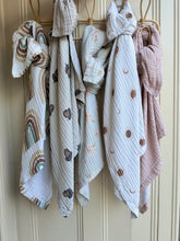 Load image into Gallery viewer, Organic Muslin Baby Blanket – Green Floral Watercolour Print (85x120 cm)