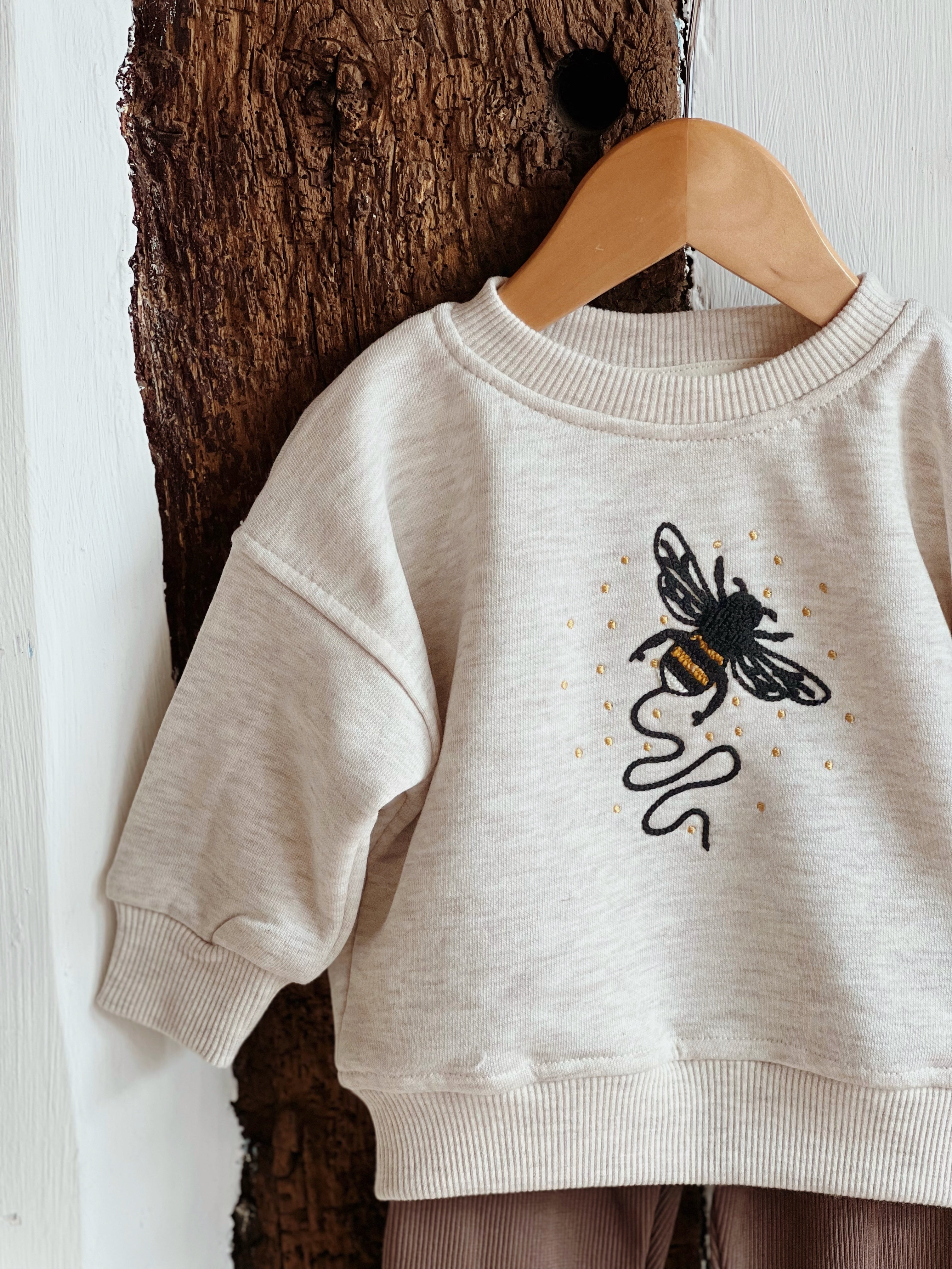 Bee sweater sales