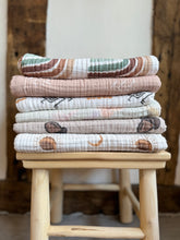 Load image into Gallery viewer, Organic Muslin Baby Blanket – Pink Floral 4-Layer Softness (85x120 cm)