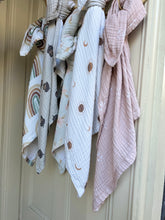 Load image into Gallery viewer, Organic Muslin Baby Blanket – Pink Floral 4-Layer Softness (85x120 cm)