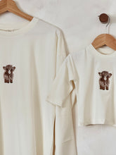 Load image into Gallery viewer, Highland Cow Long Sleeve Kids T-shirt