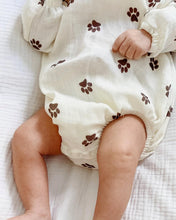 Load image into Gallery viewer, detail of romper leg area and baby’s legs – soft snap-button closure