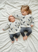 Load image into Gallery viewer, Cotton Knit Baby Cardigan with Whale Pattern
